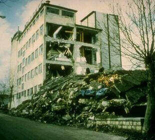 Terremoto en Campania 1980, Italia